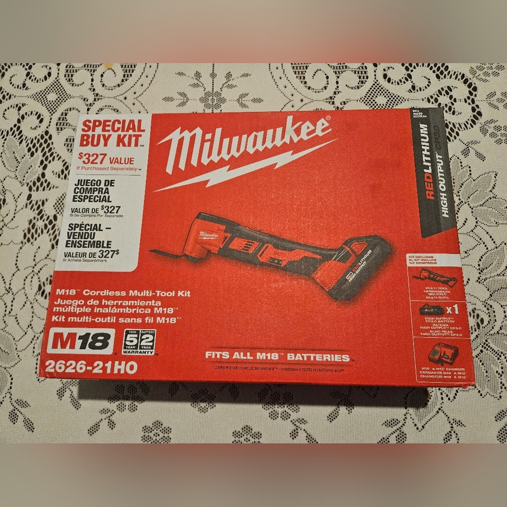 Milwaukee Oscillating M18 Multi-Tool Kit 2626-21HO Cordless